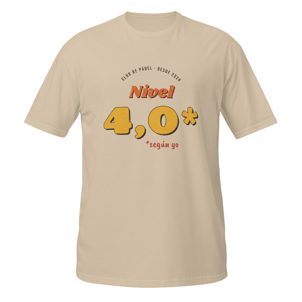 Camiseta Pádel Retro "Nivel 4,0* (según yo)" — vista frontal